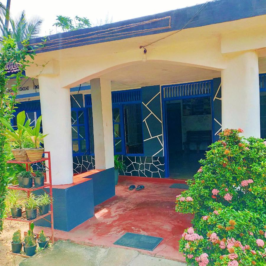 Eastwind Surf Camp Arugam Bay Exterior foto
