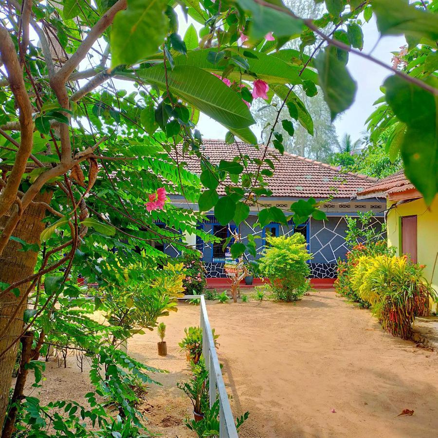Eastwind Surf Camp Arugam Bay Exterior foto
