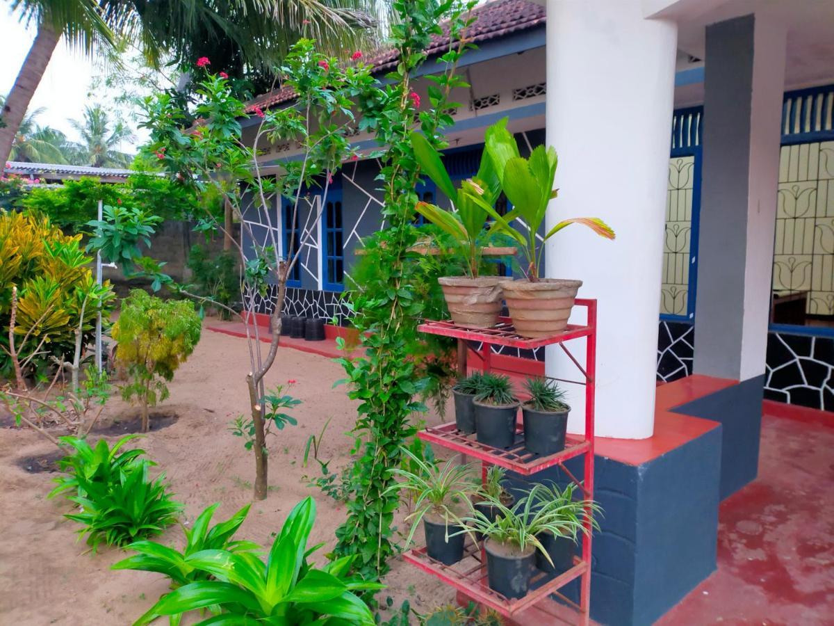 Eastwind Surf Camp Arugam Bay Exterior foto