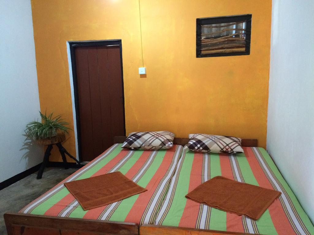 Eastwind Surf Camp Arugam Bay Exterior foto