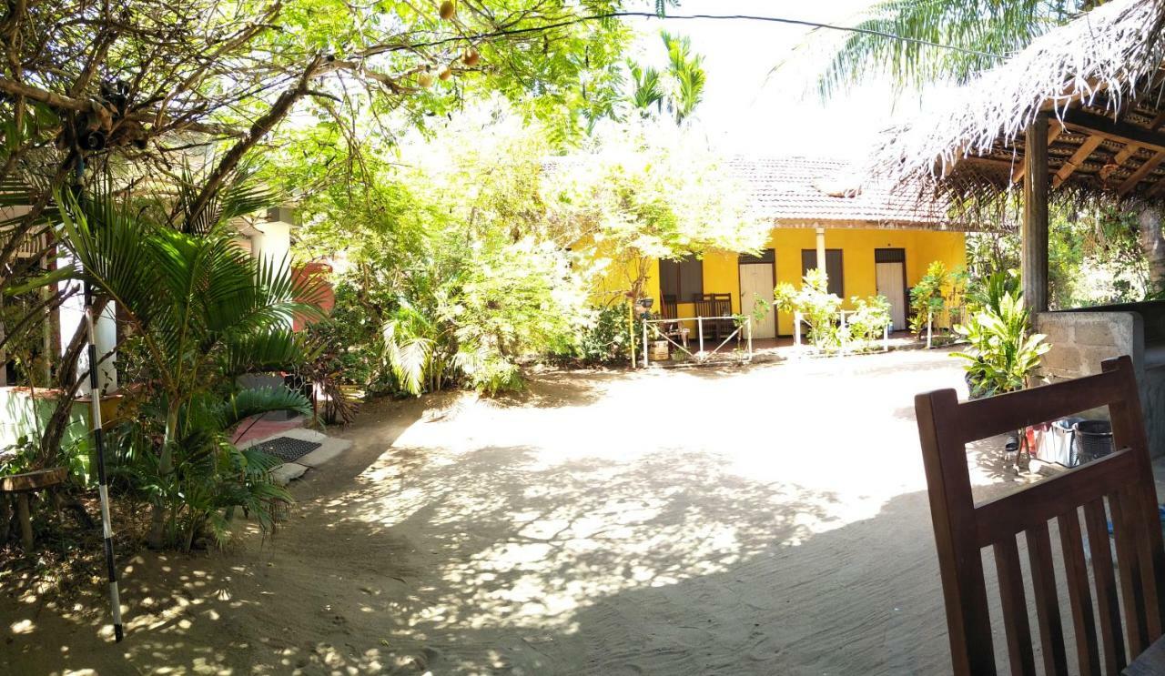 Eastwind Surf Camp Arugam Bay Exterior foto